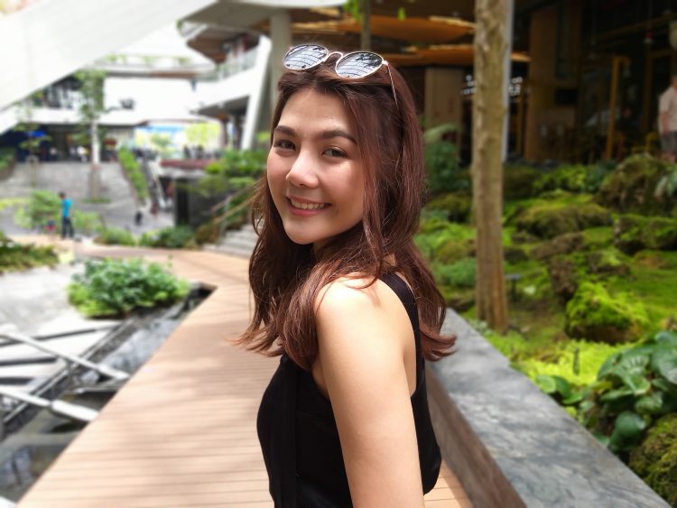 รีวิว Samsung Galaxy J8 x BNK48 ไอดอลสมาร์ทโฟน จอใหญ่ ภาพสวย เสียงดี เซลฟี่จัดเต็มราคา 9,490 บาท