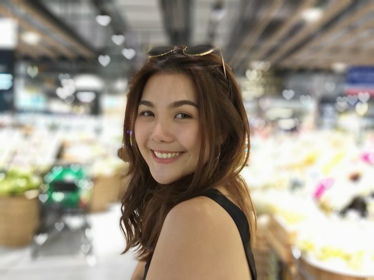 รีวิว Samsung Galaxy J8 x BNK48 ไอดอลสมาร์ทโฟน จอใหญ่ ภาพสวย เสียงดี เซลฟี่จัดเต็มราคา 9,490 บาท