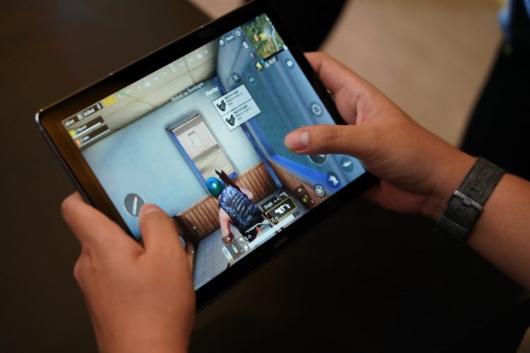 HUAWEI เปิดตัวแท็บเล็ต MediaPad M5 จอ 8.4 นิ้วราคา 13,990 บาทและ MediaPad M5 Pro จอ 10.8 นิ้ว ราคา 18,990 บาท