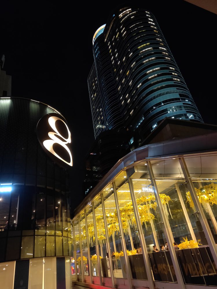 รีวิว OPPO Find X สมาร์ทโฟนแฟลกชิปดีไซน์สุดหรู หน้าจอไร้รอยบาก นวัตกรรมซ่อนกล้อง สแกนใบหน้า 3 มิติ สเปกเทพแรม 8GB ความจุ 256GB