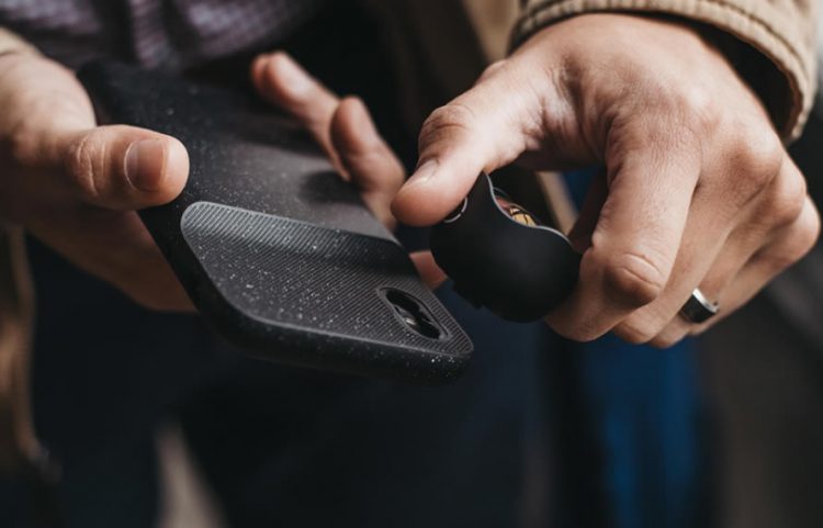 Moment เปิดตัว Battery Photo Case สำหรับ iPhone XS (รวมถึง iPhone X) มาพร้อมปุ่มชัตเตอร์ด้านข้าง ผ่านการรับรอง MFi