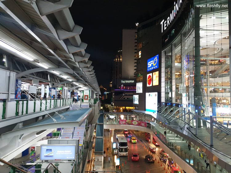 รีวิว Samsung Galaxy Note 9 มาพร้อม S Pen สุดล้ำใช้เป็นรีโมท กล้องคู่ 2 รูรับแสงพร้อม AI แบตอึด รองรับความจุ 1TB