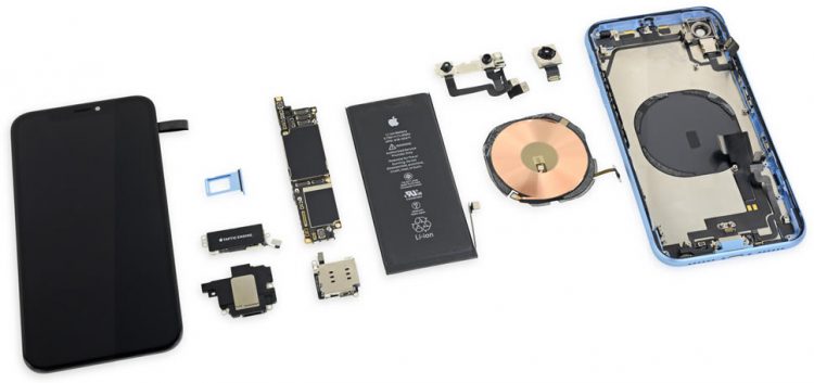 iPhone XR ถูกชำแหละแล้ว เผยให้เห็นฮาร์ดแวร์ภายใน ซึ่งมีส่วนผสมระหว่าง iPhone 8 กับ iPhone X