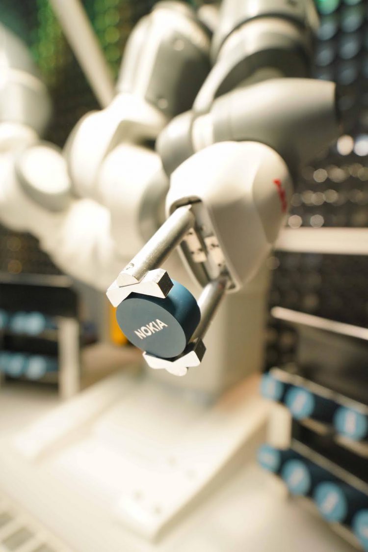 AIS เปิดให้คนไทยทดสอบเทคโนโลยี “5G” เป็นรายแรกในประเทศ