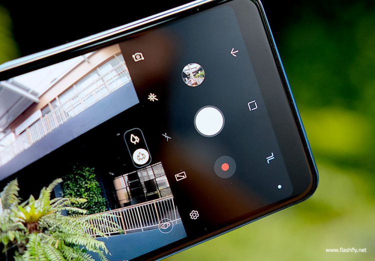 รีวิว Samsung Galaxy A7 สมาร์ทโฟนกล้องหลัง 3 ตัว รุ่นแรก กับดีไซน์พรีเมี่ยมสุดเงางาม สแกนนิ้วใหม่ที่ขอบด้านข้าง กับราคาเริ่มต้น 10,990 บาท