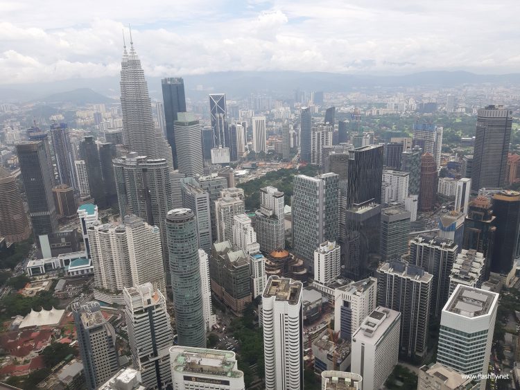 รีวิว Samsung Galaxy A7 สมาร์ทโฟนกล้องหลัง 3 ตัว รุ่นแรก กับดีไซน์พรีเมี่ยมสุดเงางาม สแกนนิ้วใหม่ที่ขอบด้านข้าง กับราคาเริ่มต้น 10,990 บาท