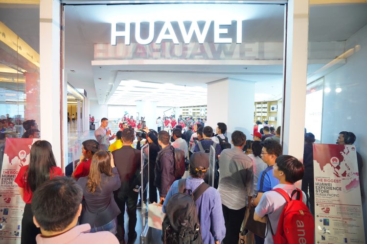 Huawei Experience Store ใหญ่ที่สุดในเอเชียแปซิฟิกเปิดแล้วที่สยามพารากอน คลุมพื้นที่กว่า300 ตารางเมตร