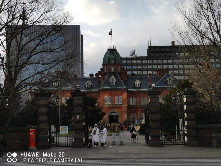 เจาะลึก Huawei Mate 20 สมาร์ทโฟนเรือธง สเป็คจัดเต็ม เทคโนโลยีจัดหนัก ในราคาที่น่าเป็นเจ้าของที่สุดในตอนนี้