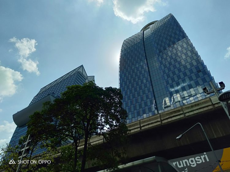 รีวิว OPPO A7 สมาร์ทโฟนดีไซน์พรีเมี่ยม มาพร้อมแรม 4GB แบตก้อนใหญ่ 4230mAh เล่นเกมดูหนังจุใจในราคา 6,990 บาท