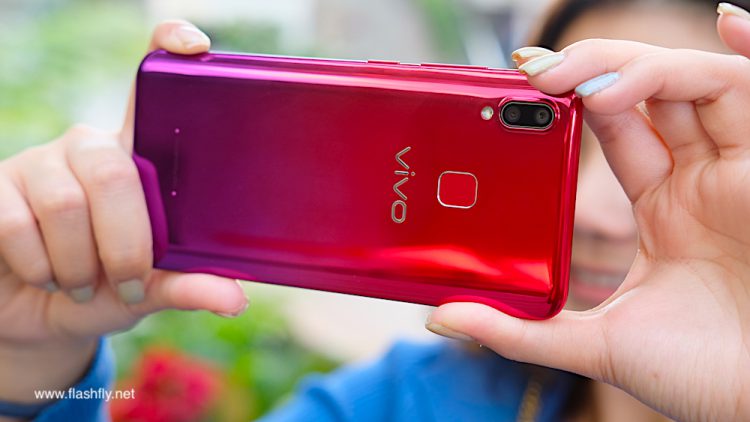 รีวิว Vivo Y95 มาพร้อมกล้อง AI เซลฟี่ 20MP แบตอึด 4030mAh จอ FullView 6.22 นิ้วดีไซน์สุดงามแบบไล่เฉดสี