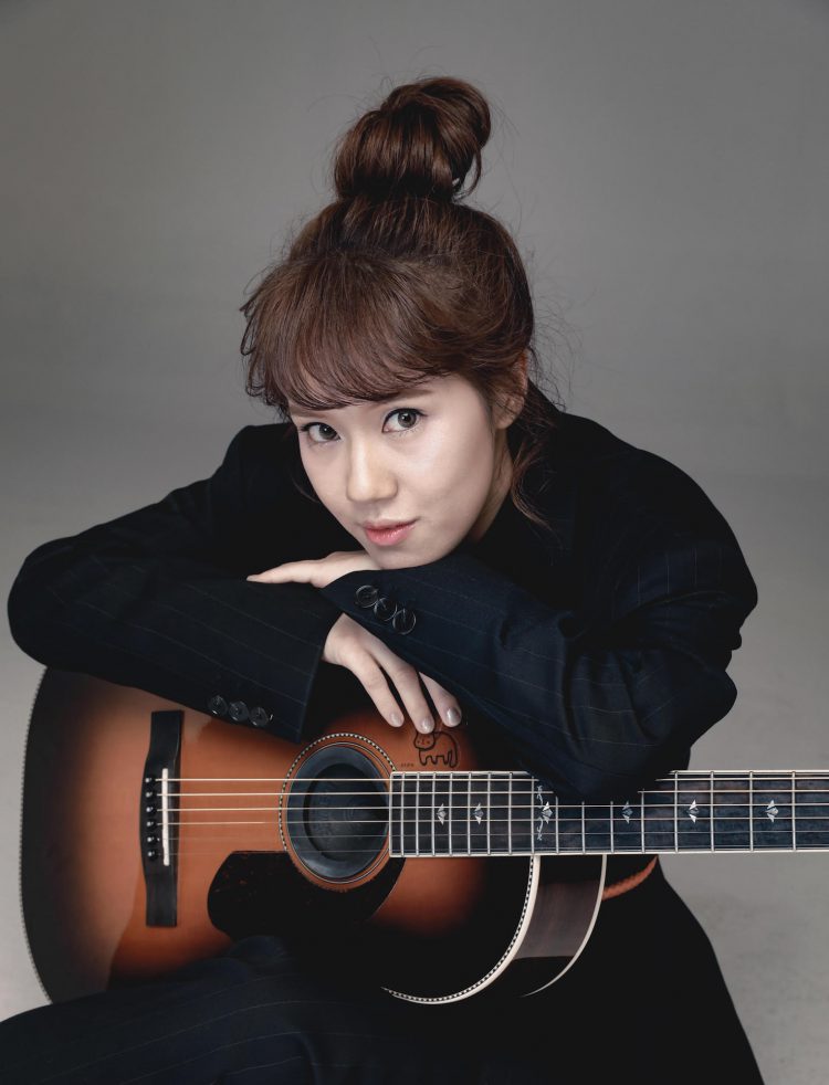 พบกับ เอิ๊ต ภัทรวี สอนแต่งเพลงด้วย GarageBand บน iPad ที่ Apple Iconsiam วันที่ 15 ธันวาคมนี้ เวลา 13.30 น.