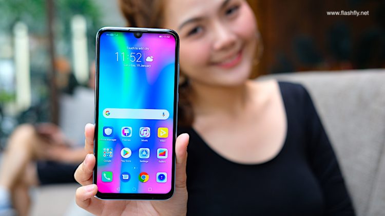รีวิว Honor 10 Lite ดีไซน์ไล่เฉดสีสุดงาม เซลฟี่สวย สไตล์คุณ กล้อง AI ความละเอียด 24 ล้านพิกเซล สเปกแรงระดับเรือธง ราคาสุดคุ้ม