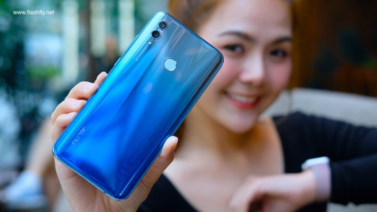 รีวิว Honor 10 Lite ดีไซน์ไล่เฉดสีสุดงาม เซลฟี่สวย สไตล์คุณ กล้อง AI ความละเอียด 24 ล้านพิกเซล สเปกแรงระดับเรือธง ราคาสุดคุ้ม