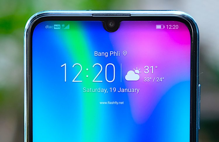 รีวิว Honor 10 Lite ดีไซน์ไล่เฉดสีสุดงาม เซลฟี่สวย สไตล์คุณ กล้อง AI ความละเอียด 24 ล้านพิกเซล สเปกแรงระดับเรือธง ราคาสุดคุ้ม