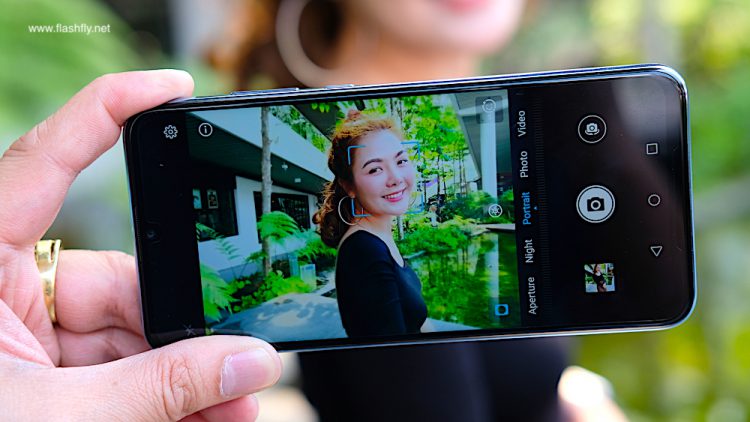 รีวิว Honor 10 Lite ดีไซน์ไล่เฉดสีสุดงาม เซลฟี่สวย สไตล์คุณ กล้อง AI ความละเอียด 24 ล้านพิกเซล สเปกแรงระดับเรือธง ราคาสุดคุ้ม