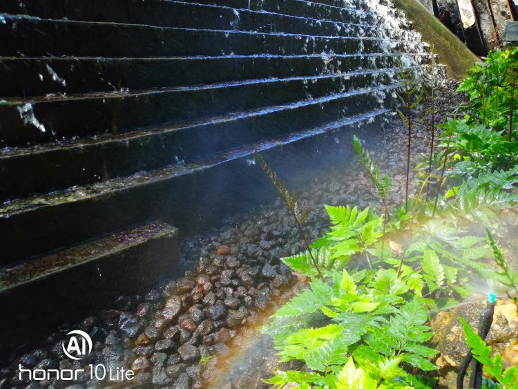 รีวิว Honor 10 Lite ดีไซน์ไล่เฉดสีสุดงาม เซลฟี่สวย สไตล์คุณ กล้อง AI ความละเอียด 24 ล้านพิกเซล สเปกแรงระดับเรือธง ราคาสุดคุ้ม