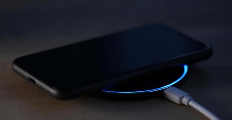 OnePlus 7 จะมาพร้อมเทคโนโลยีชาร์จแบตเตอรี่ไร้สาย หลังจาก OPPO เข้าร่วมกับ Qi Wireless Charging แล้ว