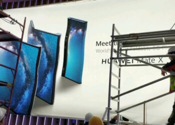 ยืนยันด้วยป้าย!! Huawei Mate X สมาร์ทโฟนพับได้ พร้อมเปิดตัวที่งาน MWC 2019