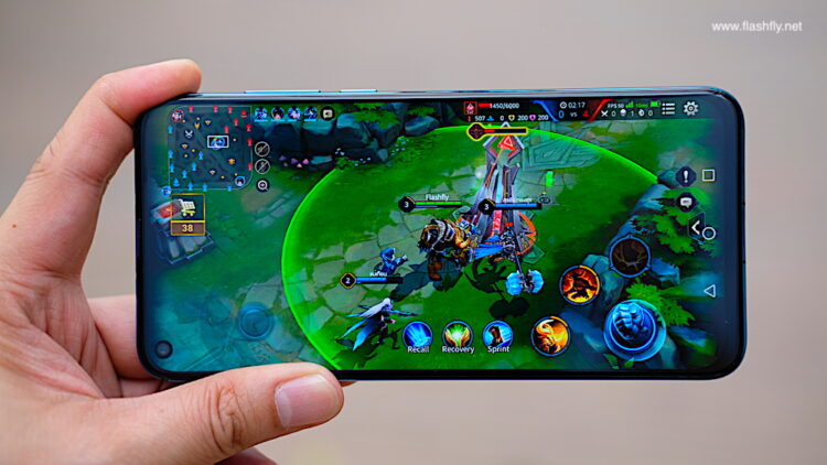 มารู้จักกับสุดยอดเทคโนโลยีหน้าจอ Punch Display ที่มาพร้อมกับ HUAWEI nova 4 เจาะรูกล้องบนหน้าจอ ดีไซน์ไร้รอยบากจอกว้างสุดขอบไม่มีติ่งกวนใจ