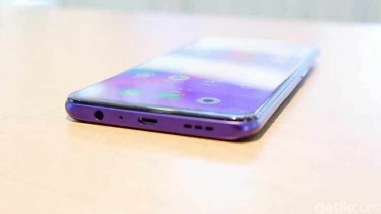 ยลโฉม OPPO F11 Pro ตัวเป็นๆทั้งสีเขียว Aurora Green และสีดำไล่เฉด Thunder Black ก่อนเปิดตัวทางการวันนี้ (ชมคลิป)