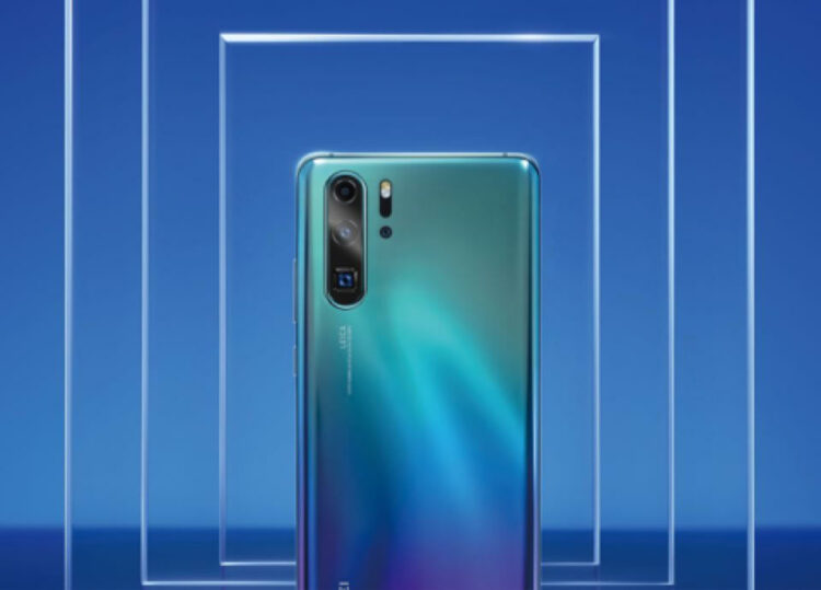 Huawei P30 และ P30 Pro ถูกปล่อยภาพเรนเดอร์ออกมาครบทุกสี ยืนยันใช้ชิป Kirin 980 กล้องหลัง 4 ตัว รองรับฟีเจอร์ 10x Hybrid Zoom