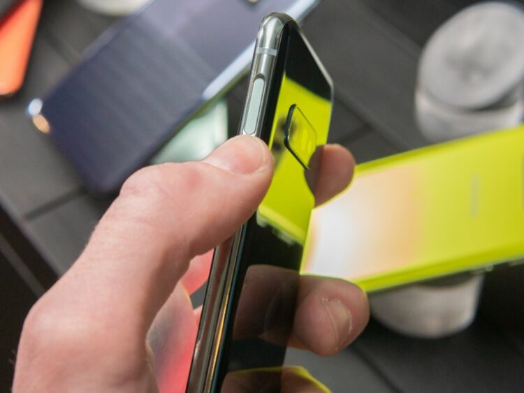 เหตุผล 13 ข้อ ที่ทำให้ Samsung Galaxy S10e น่าซื้อมากกว่า Galaxy S10 และ Galaxy S10+