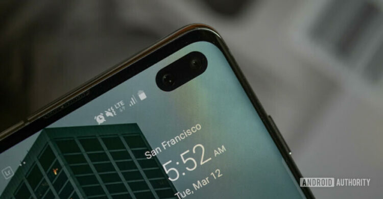 เจ้าของ Galaxy S10 series สามารถดาวน์โหลดวอลล์เปเปอร์ ที่เข้ากับรูบนจอแสดงผลได้โดยตรงจากร้านค้า Galaxy Themes