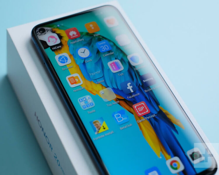 ภาพหลุด Honor 20 Pro ถูกเจาะรูบนจอแสดงผล สำหรับวางกล้องเซลฟี่ และมีกล้องหลัง 4 ตัว เปิดตัว 21 พฤษภาคมนี้