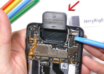 ชำแหละ!! Asus Zenfone 6 สมาร์ทโฟนกล้องหมุนได้ เผยให้เห็นชิ้นส่วนภายในทั้งหมด พร้อมทดสอบความทนทาน (ชมคลิป)