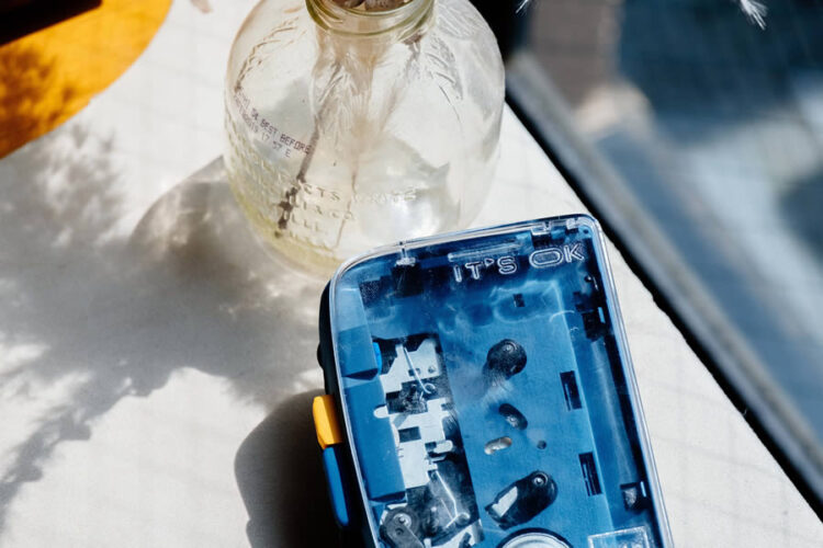 IT’S OK เครื่องเล่นเทปคาสเซ็ท ดีไซน์คลาสสิคจากยุค 80s รองรับ Bluetooth 5.0 สามารถฟังเพลงได้ทั้งแบบไร้สาย และใช้สาย