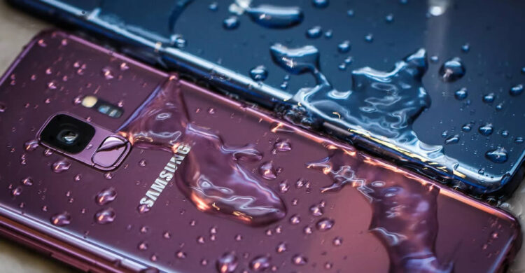 งานเข้า!! Samsung กำลังถูกฟ้องในออสเตรเลีย กรณีโฆษณาคุณสมบัติกันน้ำของสมาร์ทโฟน Galaxy ทำให้หลายคนเข้าใจผิด