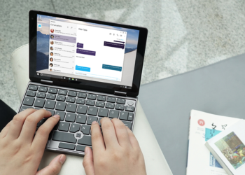 แล็ปท็อปไซส์มินิ Chuwi Minibook มาพร้อมจอสัมผัส 8 นิ้ว ปรับหมุนได้ 360 องศา ใช้ชิป Intel Core m3-8100Y แรม 8GB ราคาราว 13,000 บาท