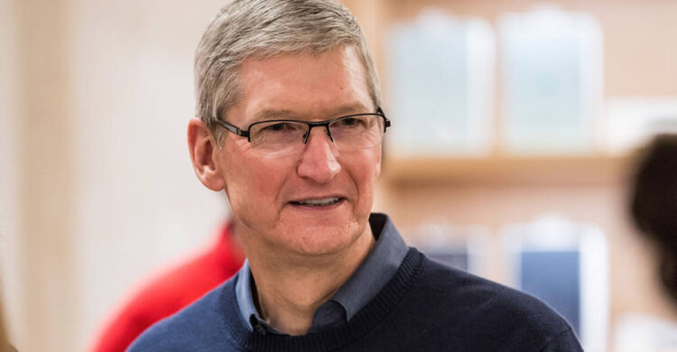 Tim Cook ถึงกับควันออกหู จากรายงานที่อ้างว่าเขาไม่สนใจการออกแบบผลิตภัณฑ์ จนกลายเป็นหนึ่งในสาเหตุการลาออกของ Jony Ive