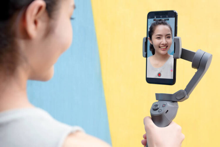 DJI Osmo Mobile 3 เปิดตัวแล้ว!! มาพร้อมขนาดกะทัดรัด พับเก็บได้ ราคาราว 3,670 บาท