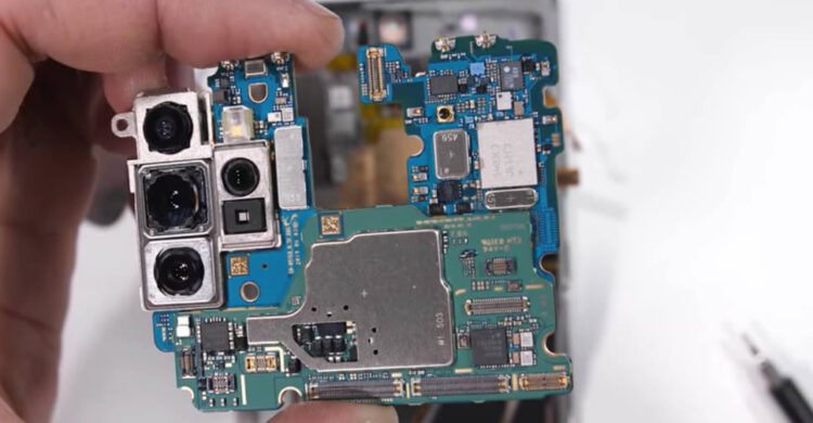 ชำแหละ Samsung Galaxy Note 10+ สำรวจทุกชิ้นส่วนภายใน พบแผงวงจรหลักวางซ้อนกัน และระบบระบายความร้อนขนาดใหญ่