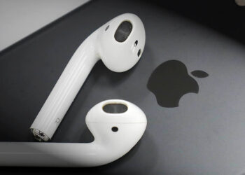 AirPods หูฟังไร้สายของ Apple ได้รับความนิยมมากที่สุด จากผลสำรวจของ Counterpoint