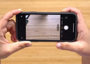 ชมรีวิว Smart Battery Cases รุ่นใหม่สำหรับ iPhone 11 Pro ที่มาพร้อมกับปุ่มถ่ายภาพ