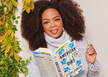 American Dirt โดย Jeanine Cummins หนังสือที่ได้รับเลือกเล่มล่าสุดจาก Oprah’s Book Club วางจำหน่ายที่ Apple Books แล้ววันนี้