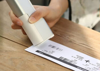 Xiaomi วางขายเครื่องพิมพ์ขนาดเล็ก Evebot Print Pen พิมพ์ได้ทุกพื้นผิว กระดาษ, ผ้า, แก้ว, โลหะ, ไม้, หนัง หรือแม้แต่ผิวหนัง ราคาราว 6,210 บาท