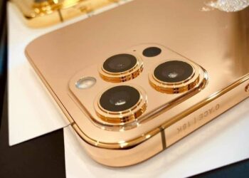 สนมั้ย!! iPhone 12 Pro Max รุ่นทองคำประดับเพชรจาก Golden Ace Geneva ราคา 369,000 บาท
