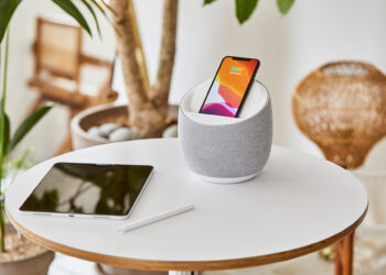 BELKIN จับมือ DEVIALET ยักษ์ใหญ่แห่งวงการเครื่องเสียงไฮเอนด์ เปิดตัวลำโพงอัจฉริยะที่มาพร้อมการชาร์จแบบไร้สาย
ราคา 14,990 บาท