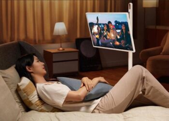 LG เปิดตัว LG StanbyME ทีวีจอสัมผัสระบบ webOS 6.0 มาพร้อมขาตั้ง ปรับความสูงหมุนแนวตั้งได้ เคลื่อนย้ายได้ทุกที่ ใช้งานแม้ไม่เสียบปลั๊ก