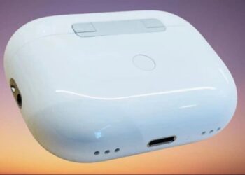 ภาพหลุด AirPods Pro 2 ดีไซน์เดิมแต่มาพร้อมรูลำโพงใต้เคสชาร์จ คาดใช้กับ Find My