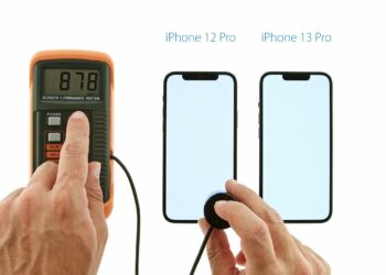 Screen Brightness Test ชมคลิปเปรียบเทียบความสว่างหน้าจอ iPhone 13 Pro กับ iPhone 12 Pro