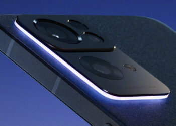 OPPO Reno7 Pro มาพร้อมไฟ RGB ที่กรอบกันชนของกล้องหลัง (ชมคลิป!!)