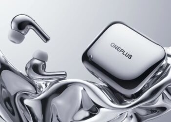 OnePlus Buds Pro สีเงิน เปิดตัวในจีน ราคาราว 3,690 บาท