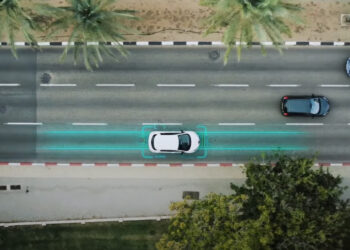 รัฐมิชิแกน เตรียมสร้างถนนสายแรกในสหรัฐอเมริกา ที่สามารถชาร์จแบตเตอรี่ให้กับรถยนต์ไฟฟ้าแบบไร้สาย