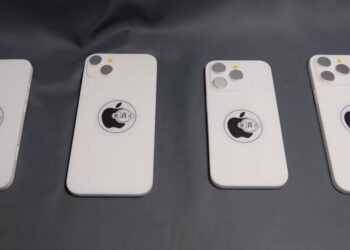 ชมดีไซน์รอบด้านของ iPhone 14 ทั้ง 4 รุ่น จากเครื่องดัมมี่ พบรุ่น Pro ไม่มีรอยบากบนหน้าจอ