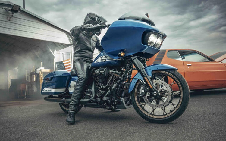 2023 Location Photography - Enthusiast. FLTRXST Road Glide ST