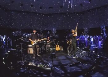 Apple Music VR ถูกสร้างมานานกว่า 10 ปี สำหรับ Reality Pro เพื่อให้ประสบการณ์คอนเสิร์ตเสมือนจริง